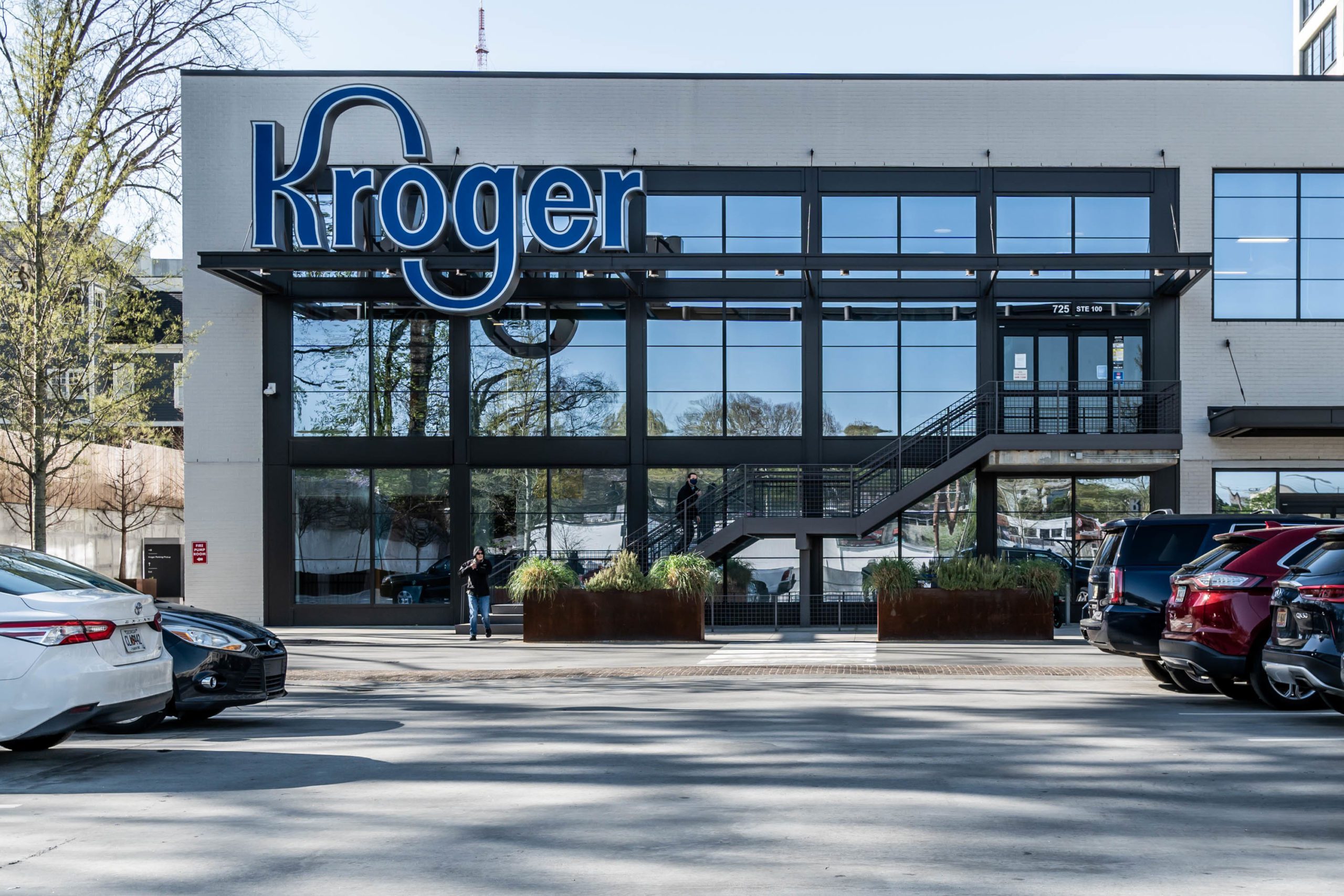 725 Ponce Kroger Main Entrance Sign